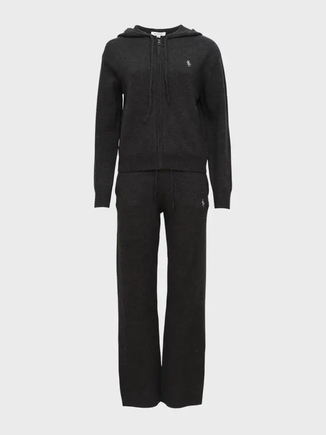 костюм - фото 1